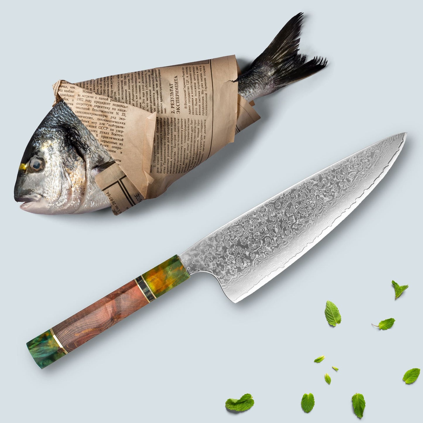 Ichika (いちか) Damaskus stålkniv med färgat åttkantigt handtag
