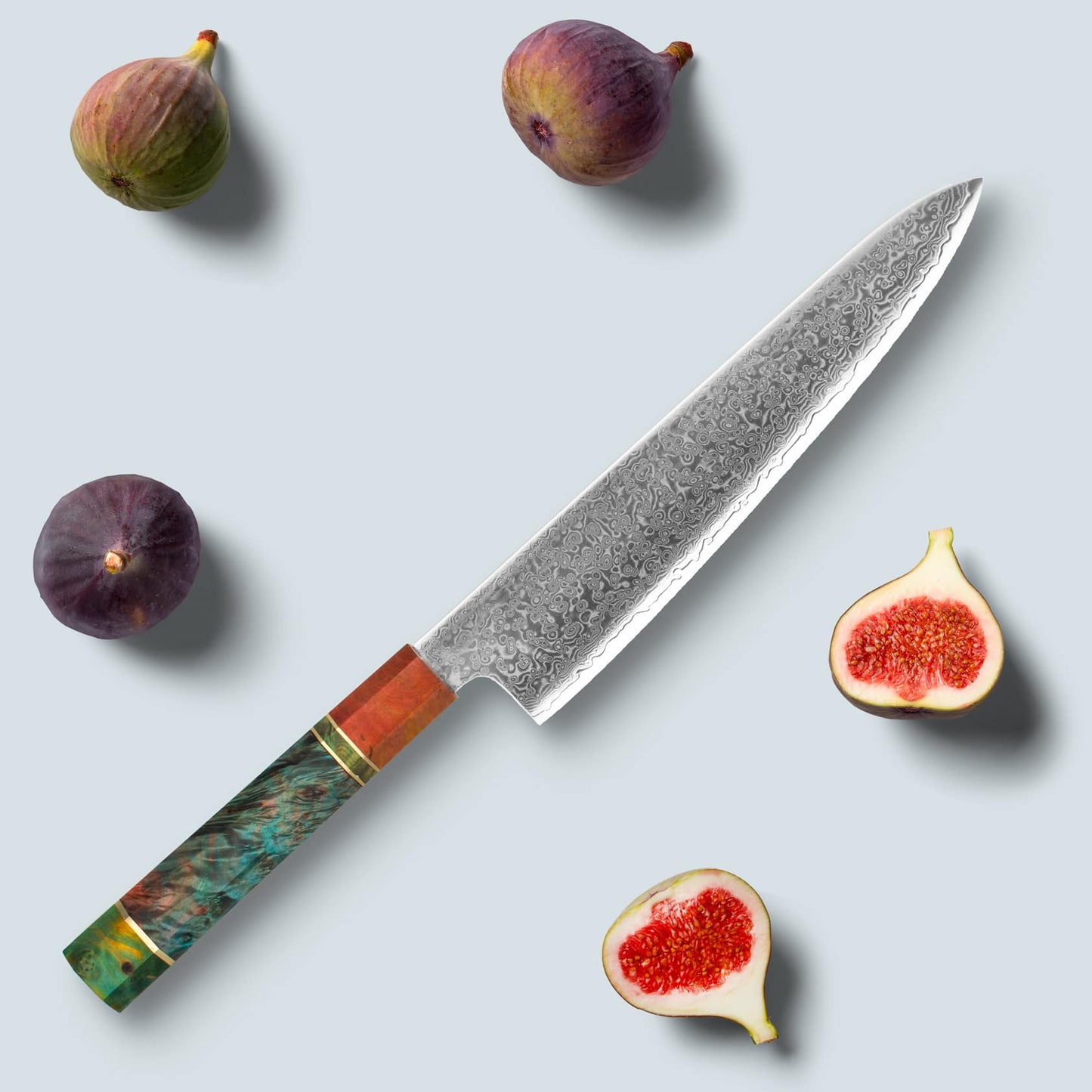 Ichika (いち か か) Damaskus stålkniv med färgat åttkantigt handtag